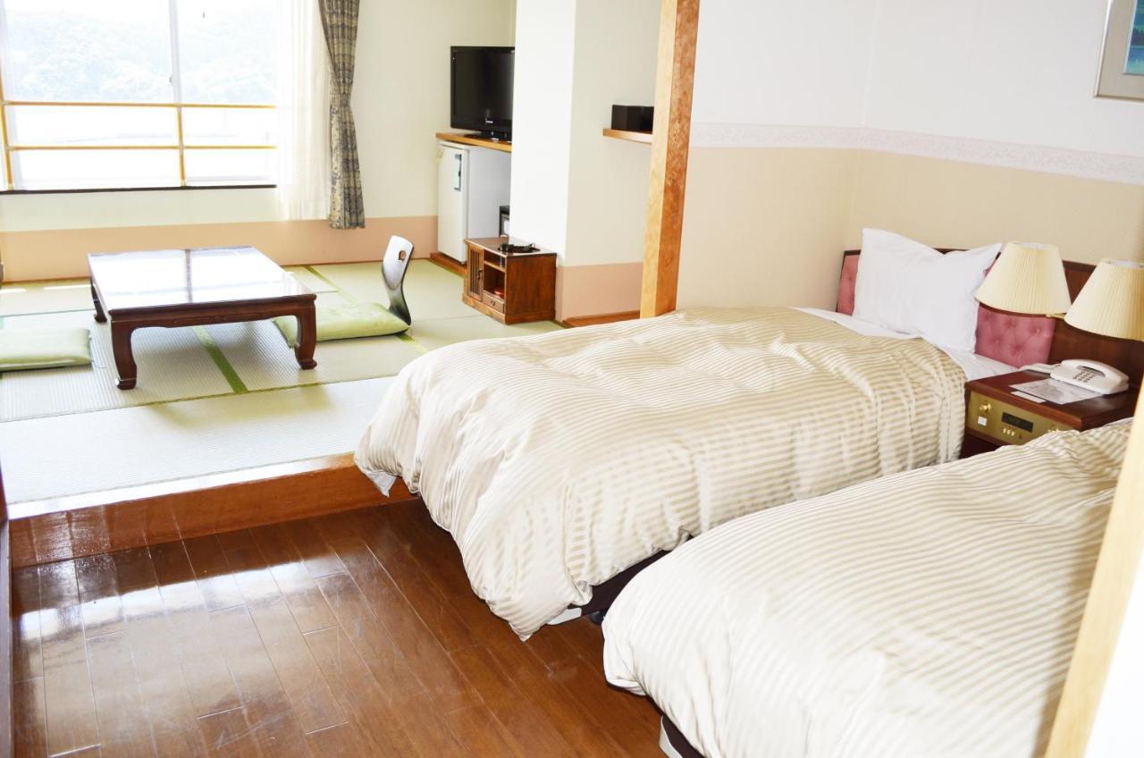 Okinoshima  Oki Plaza Hotel מראה חיצוני תמונה